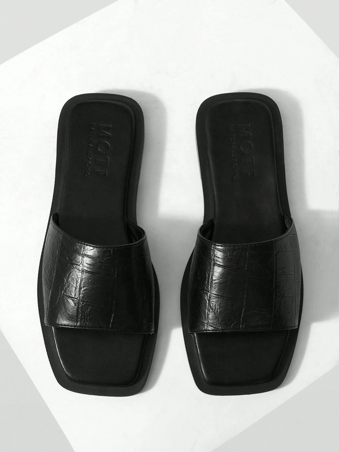 MOTF PREMIUM COMFORTABLE DAILY FLAT SANDALS