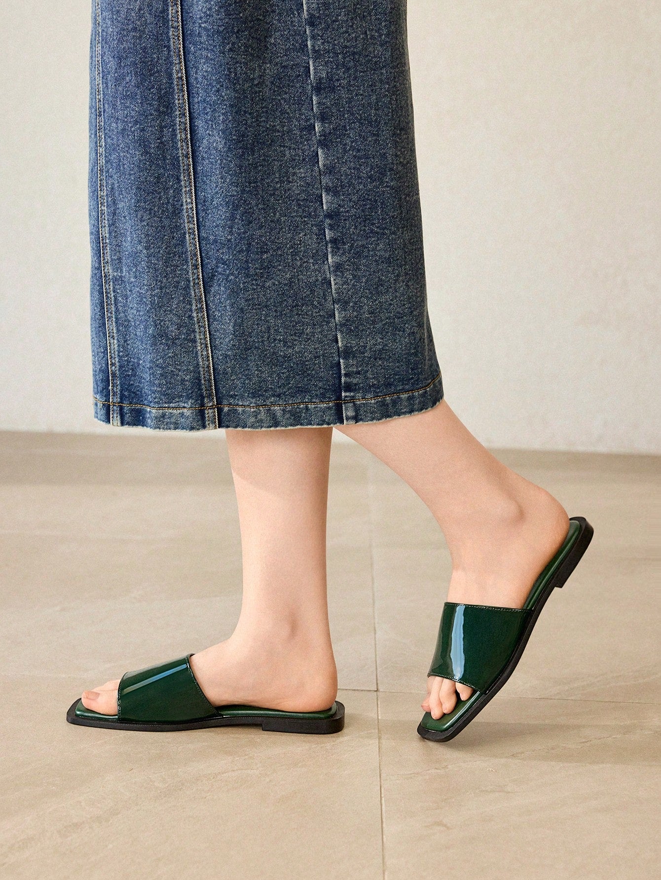 MOTF PREMIUM COMFORTABLE DAILY FLAT SANDALS