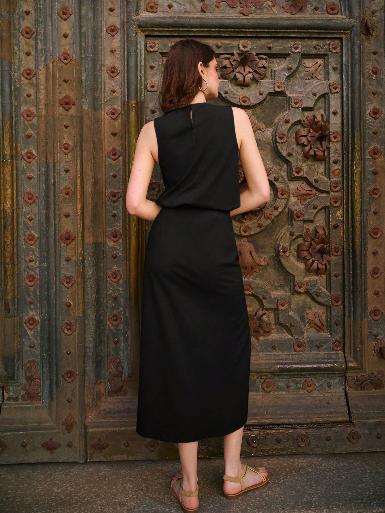 Modern Elegant Sleeveless Top shein