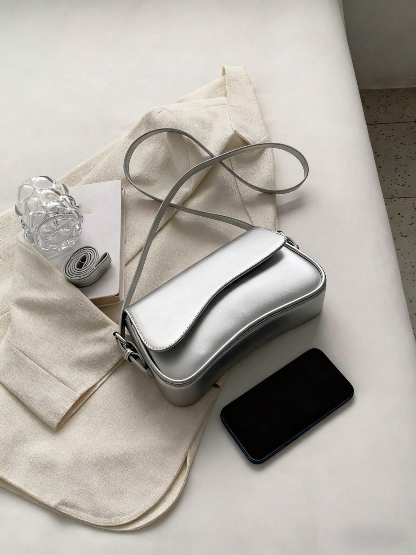 Fashionable Crocodile Embossed Women's Crossbody Bag