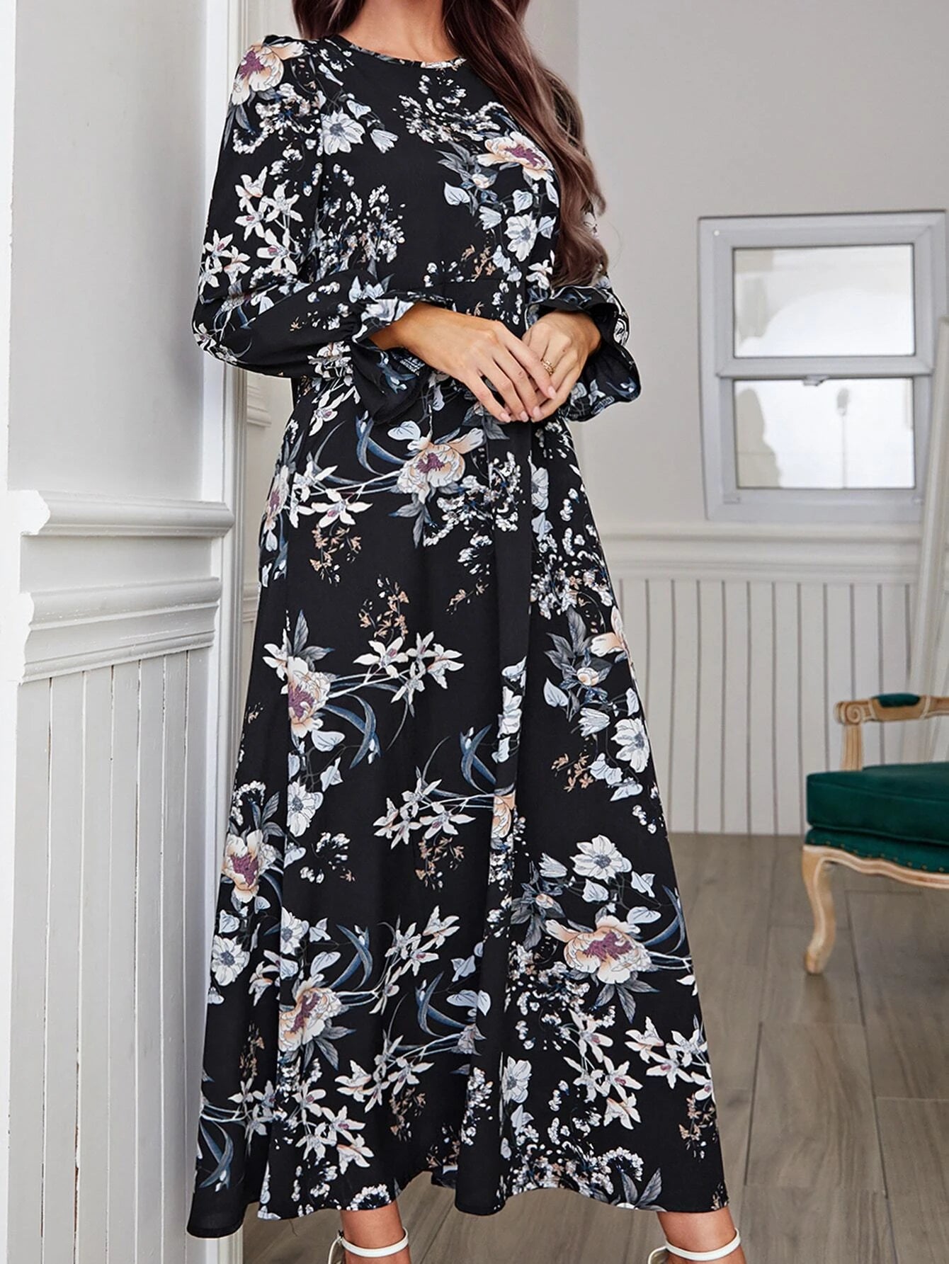 Modely Floral Print Flare Sleeve Dress shein
