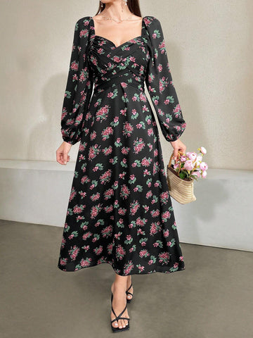 Modely Floral Printed Lantern Sleeve Dress With Sweetheart Neckline shein