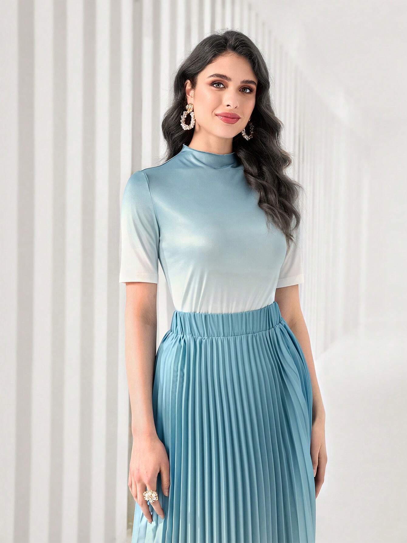 Modely Ombre Mock Neck Tee & Pleated Skirt shein