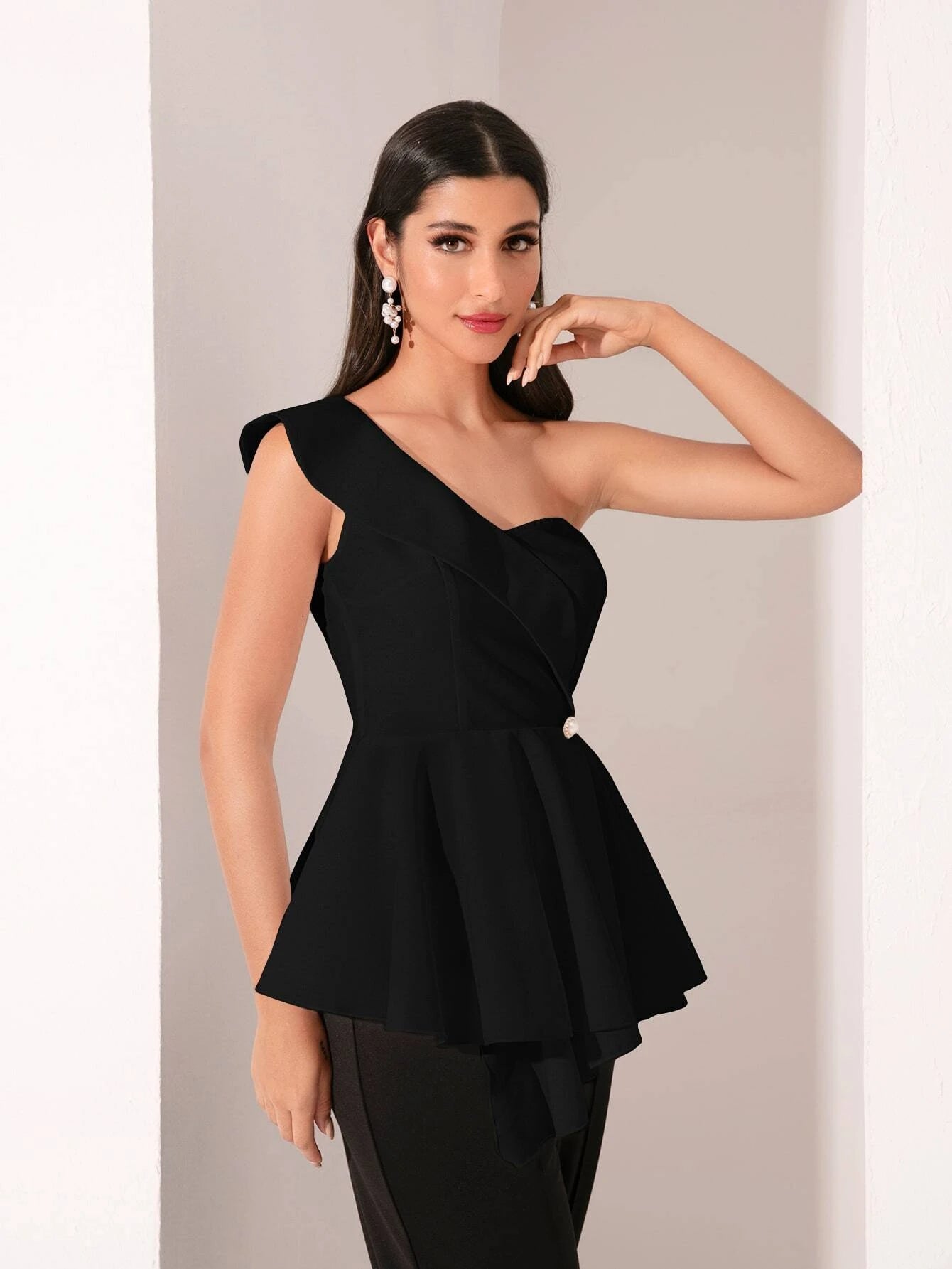 Modely One Shoulder Peplum Top shein