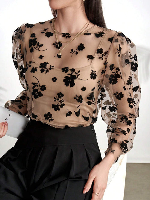 Modelyn Ladies' Round Neck Floral Pattern Vacation Style Long Sleeve Top shein