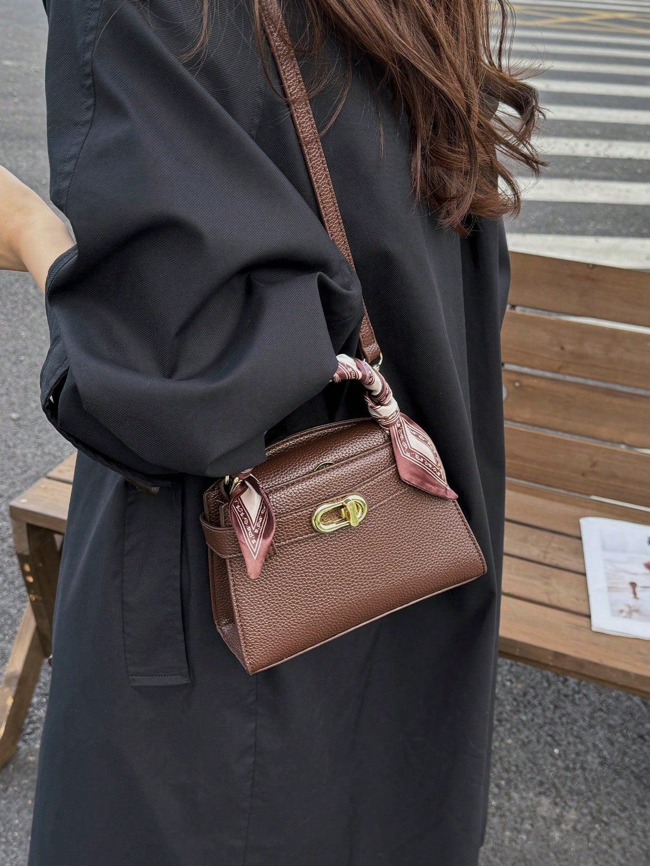Fashionable High-End Litchi Grain Women's Handbag shein