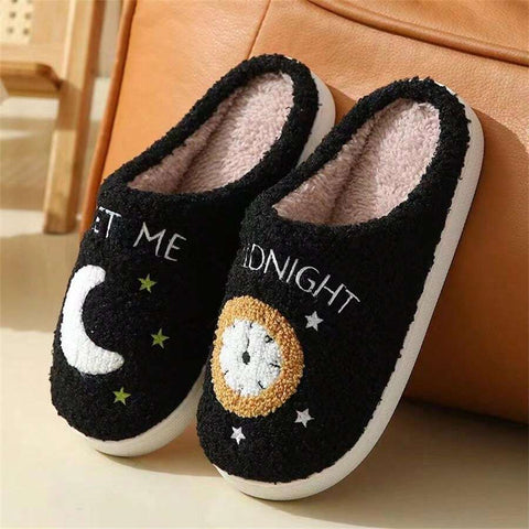 Moon & Clock Design Warm Indoor Slippers shein