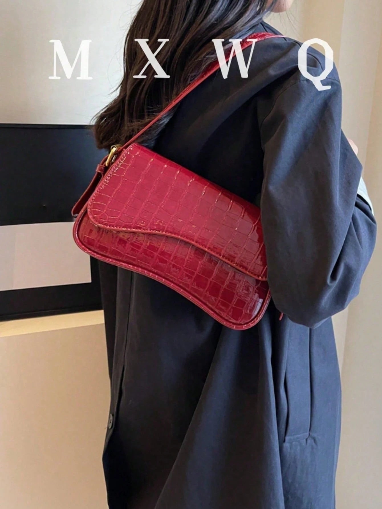 Fashionable Crocodile Embossed Women's Crossbody Bag