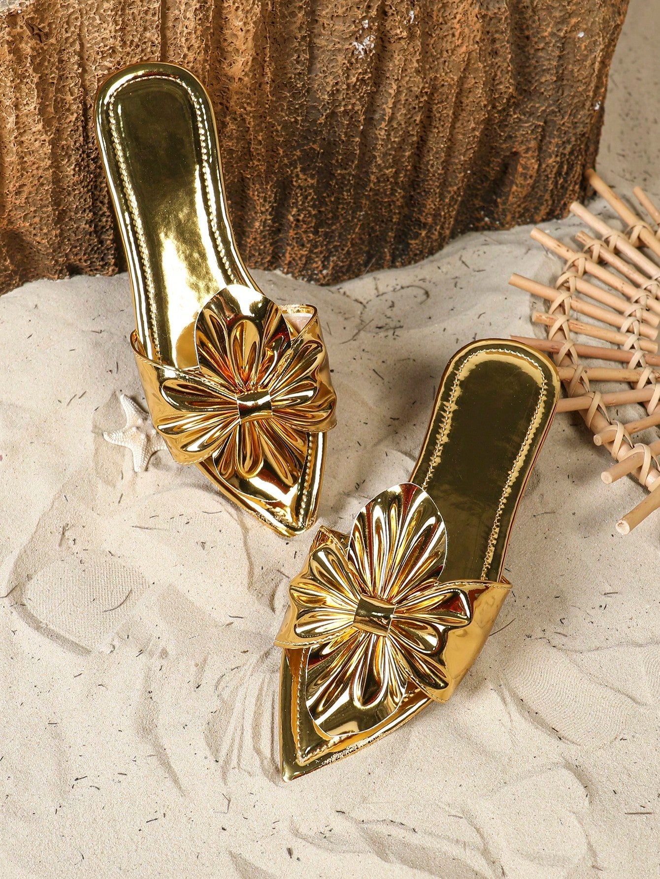 Women Plus Size Summer Flat Gold Sandals shein