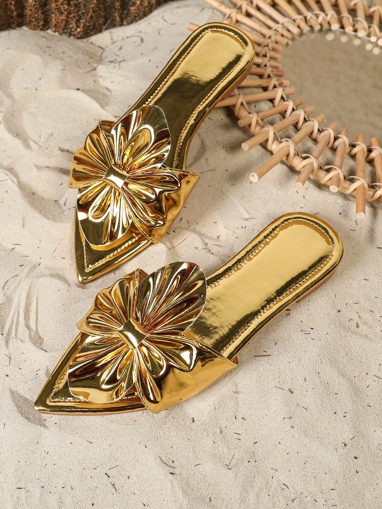 Women Plus Size Summer Flat Gold Sandals shein