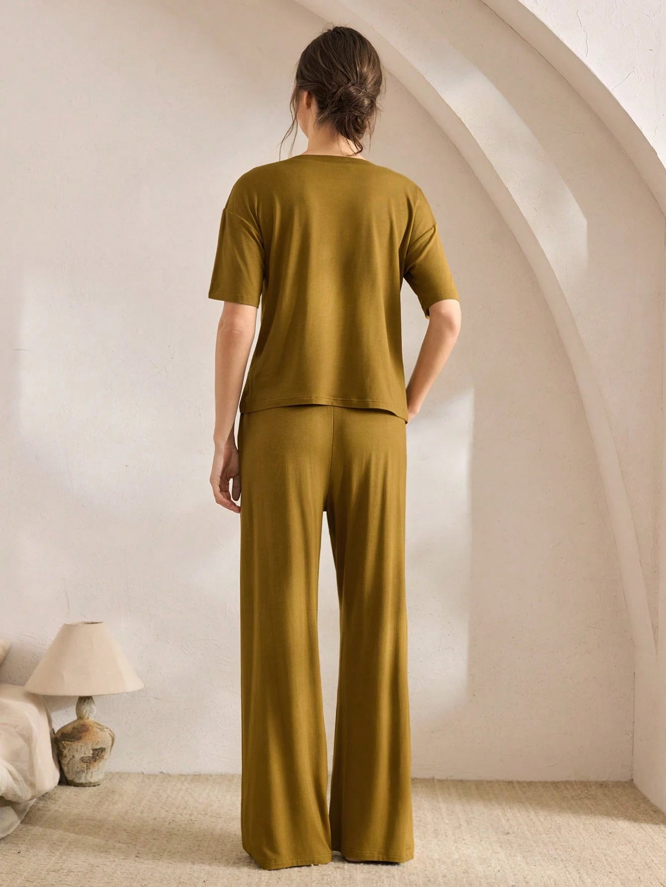 Ocili Comfortable Silky Short Sleeve & Pants Pajama Set