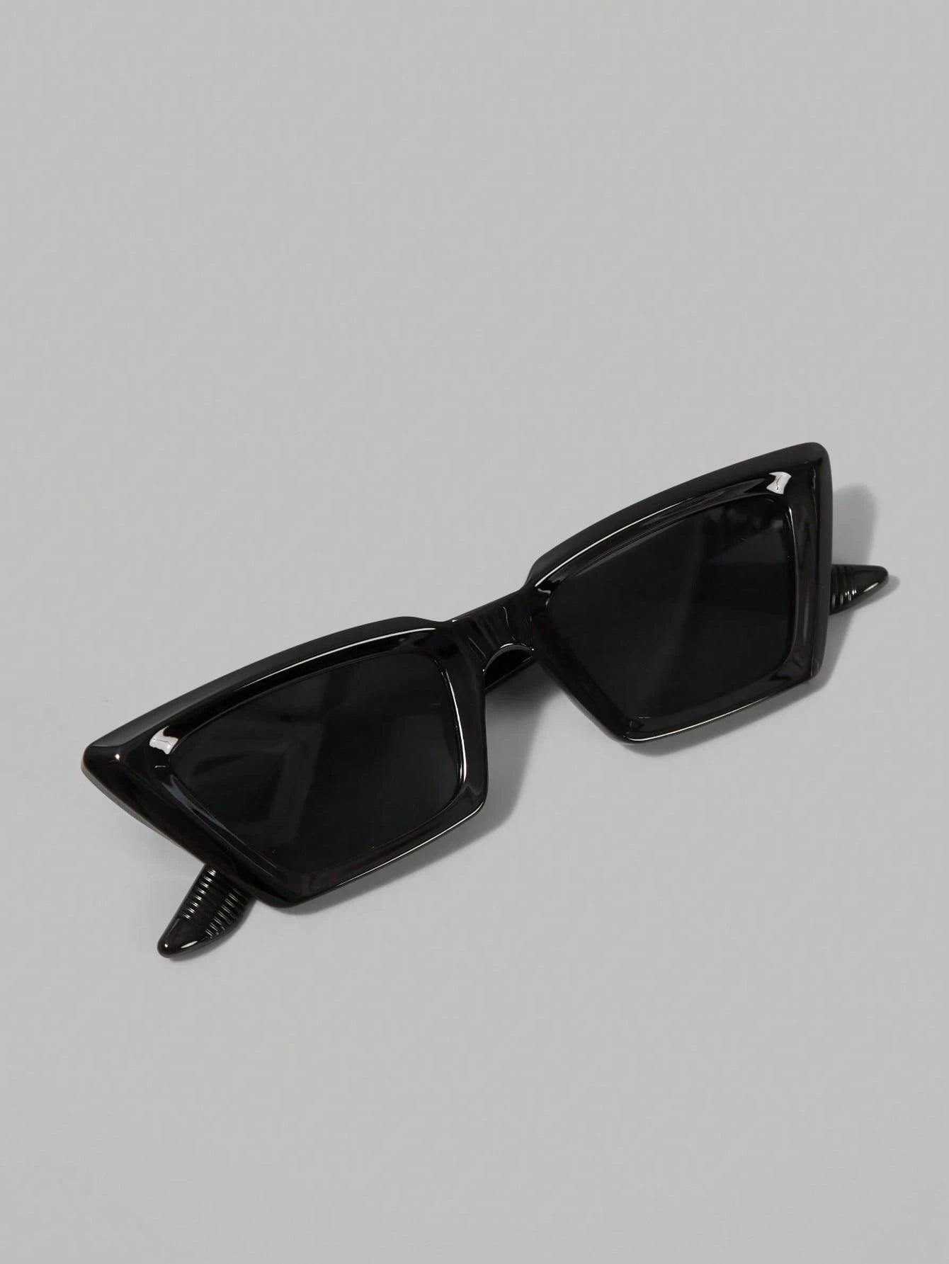 Ontre Women's Retro Square Daily Wear Fashion Glasses shein