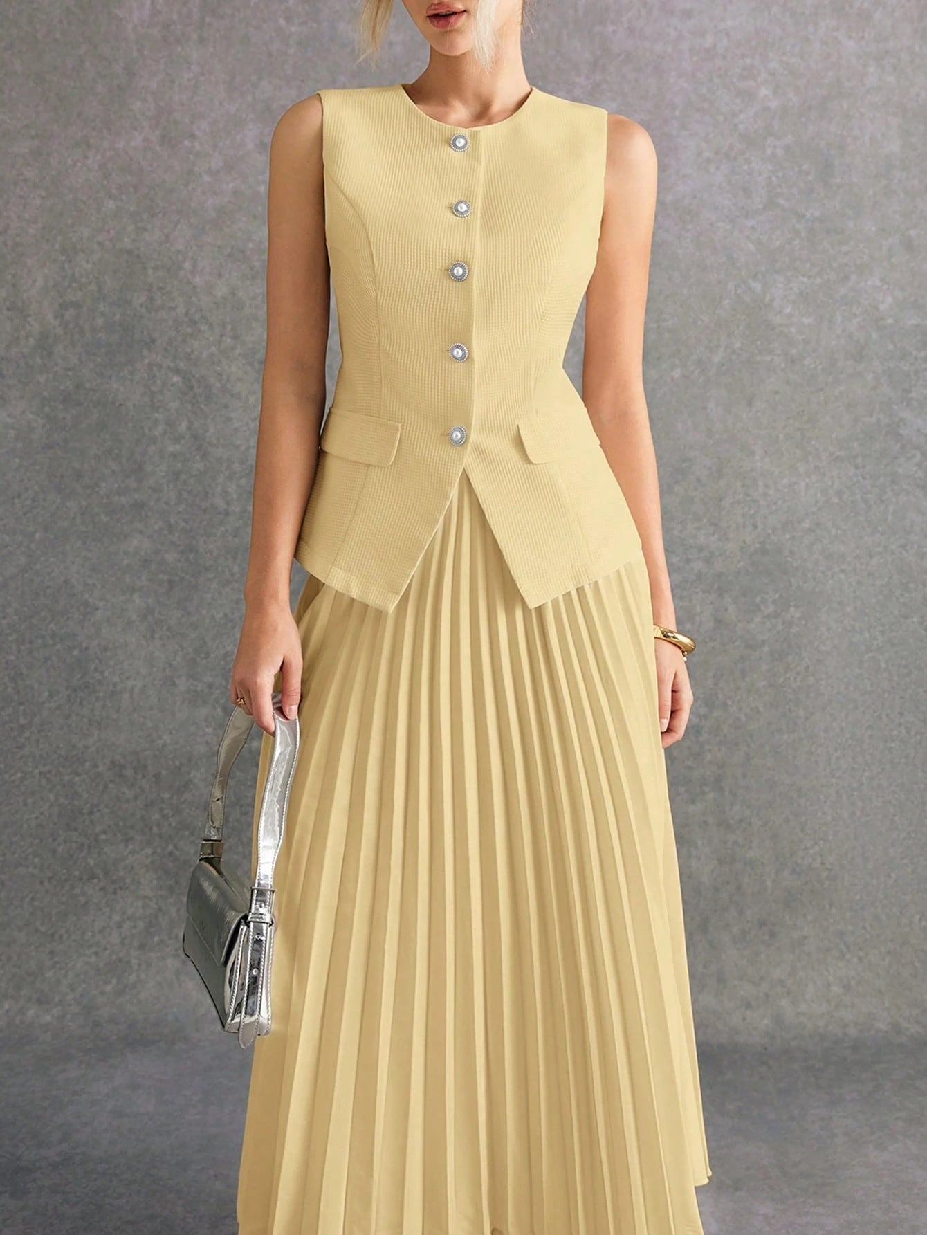 Women Front Button Sleeveless Minimalist Blouse And Mini Skirt Suit shein