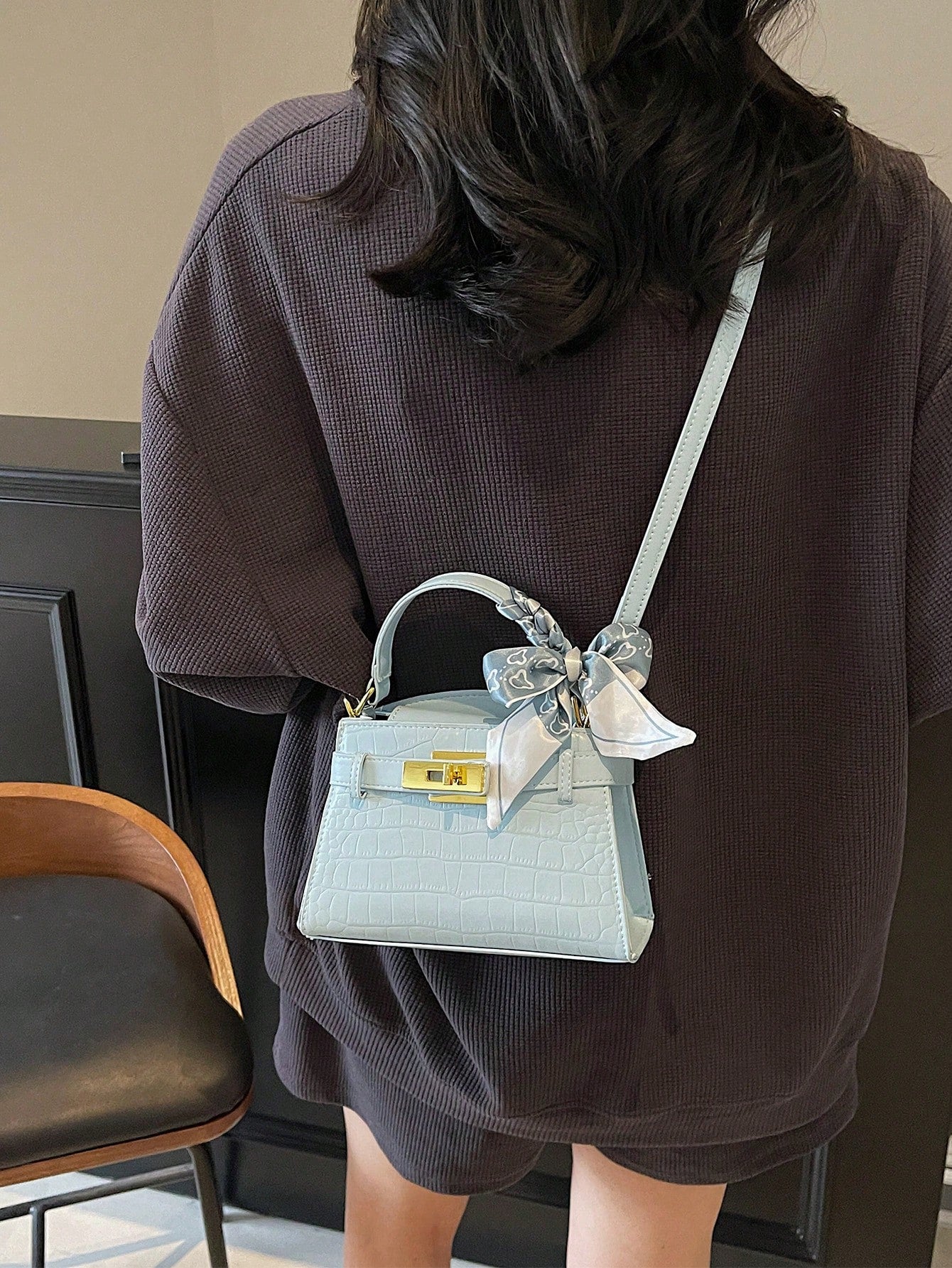 Fashionable High-End Litchi Grain Women's Handbag shein