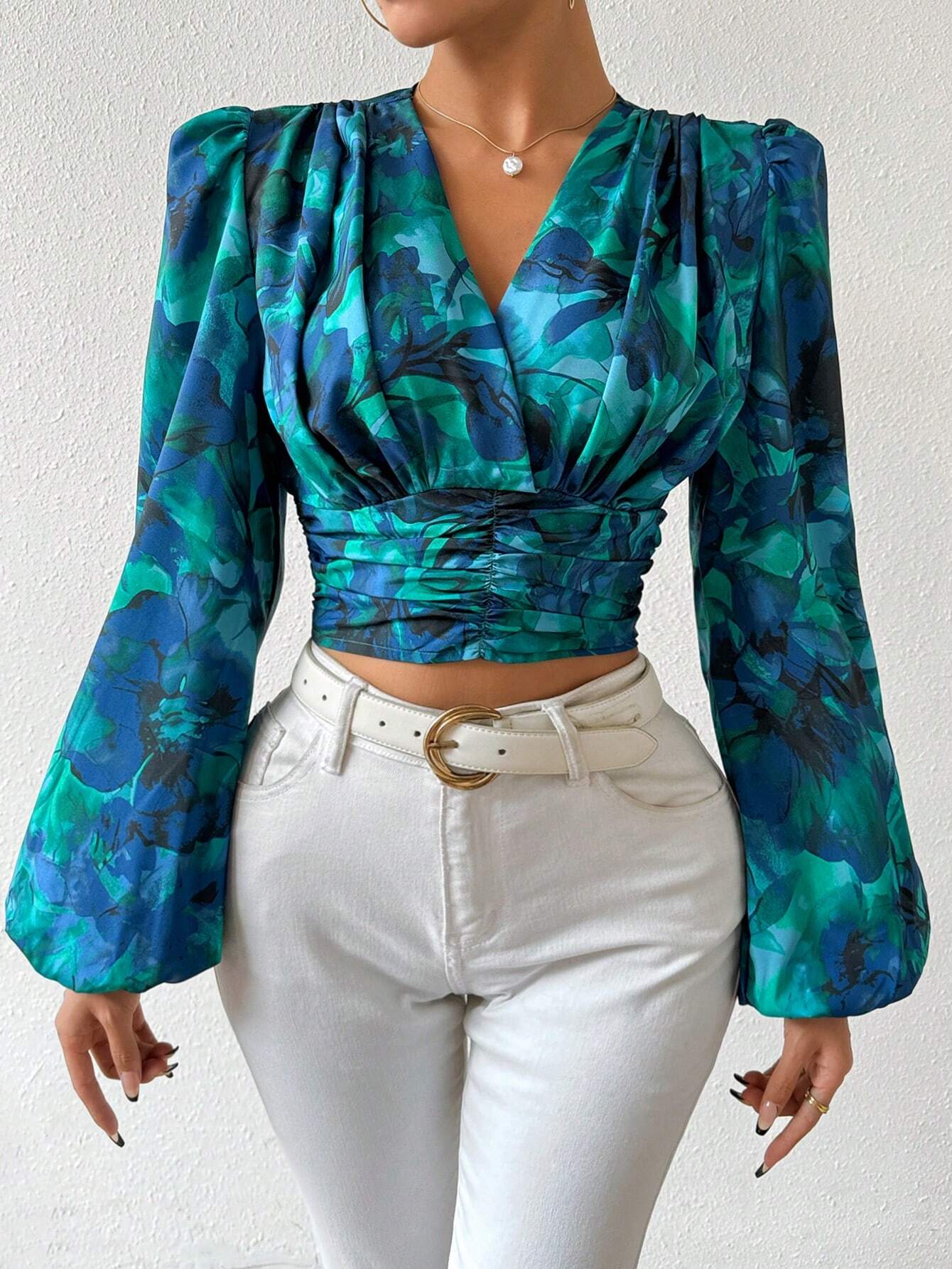 Privé Printed Lantern Sleeve Cropped Blouse With Pleats shein