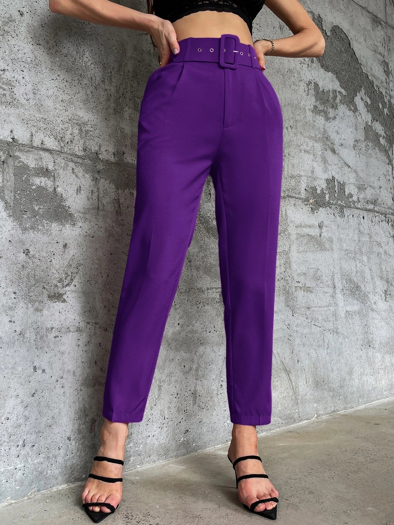 Privé Solid Belted Tapered Pants shein