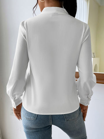 Privé Solid Bishop Sleeve Blouse shein