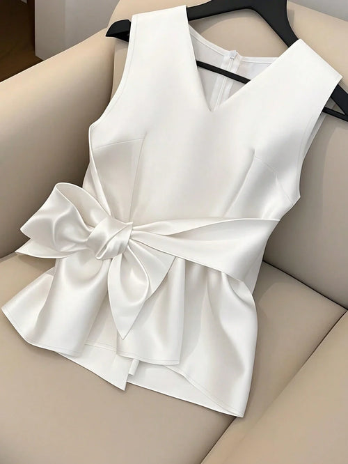 Women's V-Neck Sleeveless Waist Tie Bow Decor Simple Solid Elegant Design Camisole Tank Top shein