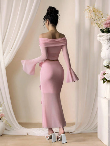Fashionable Sexy Long Sleeve Off Shoulder Crop Top And Bodycon Skirt