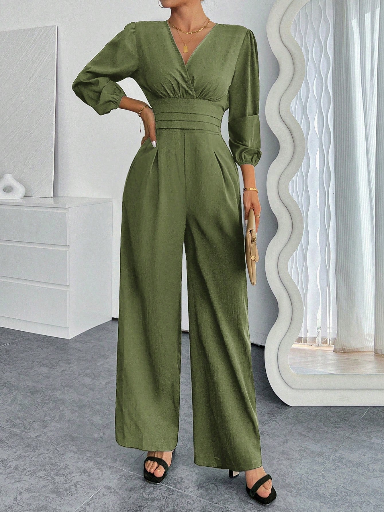 Women's V-Neck Pleated Solid Long Sleeve Jumpsuit
