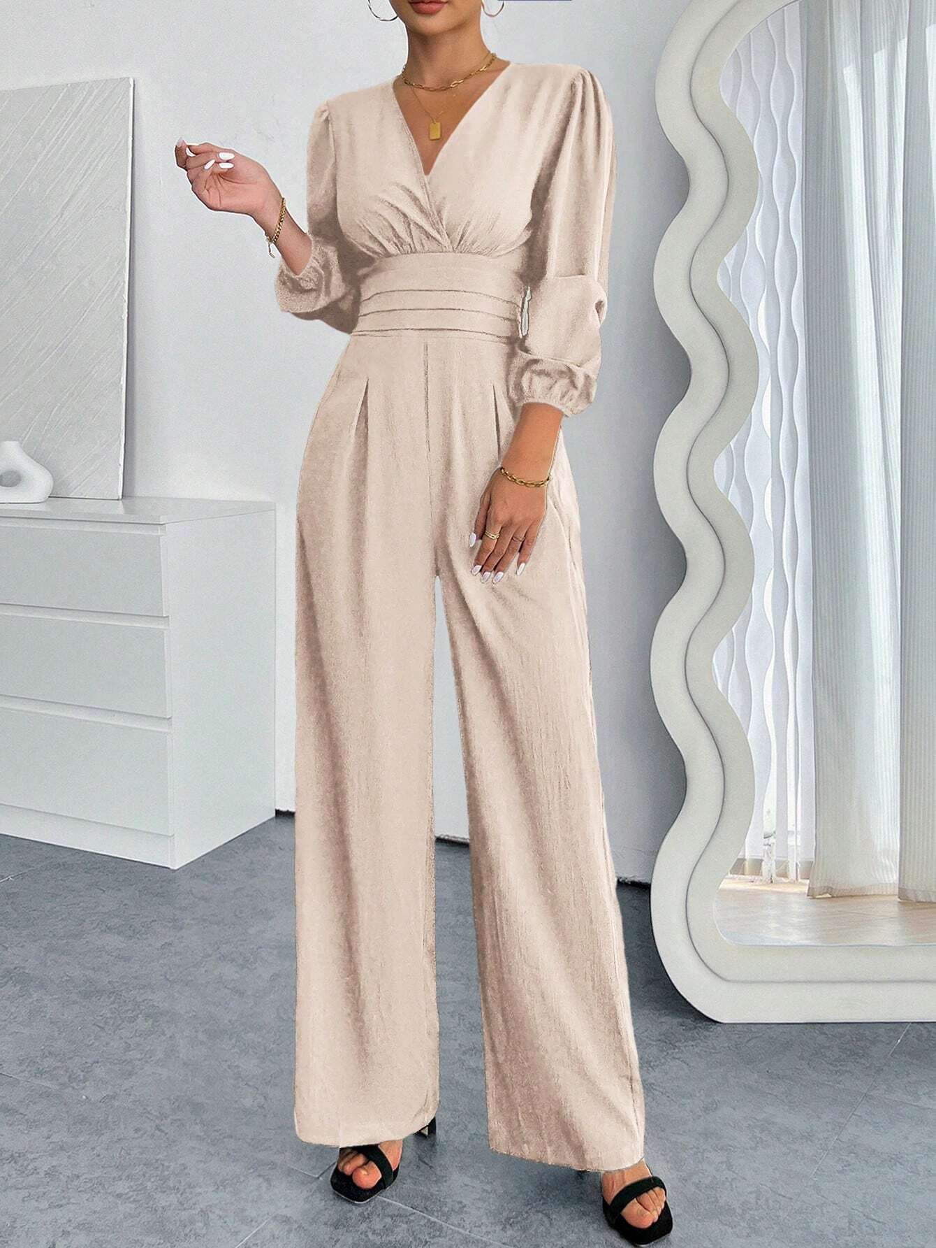 Women's V-Neck Pleated Solid Long Sleeve Jumpsuit
