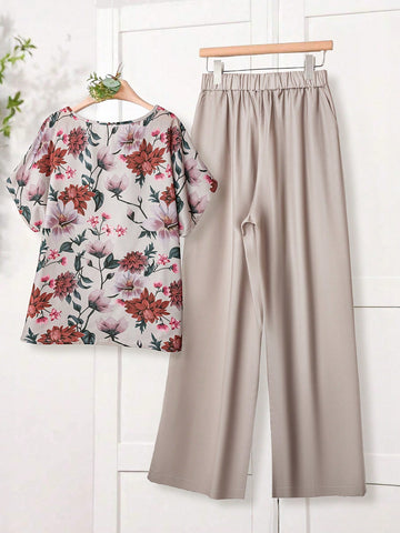 Women Solid Color Round Neck Short Sleeve Top And Flower Print Wide Leg Pants Set