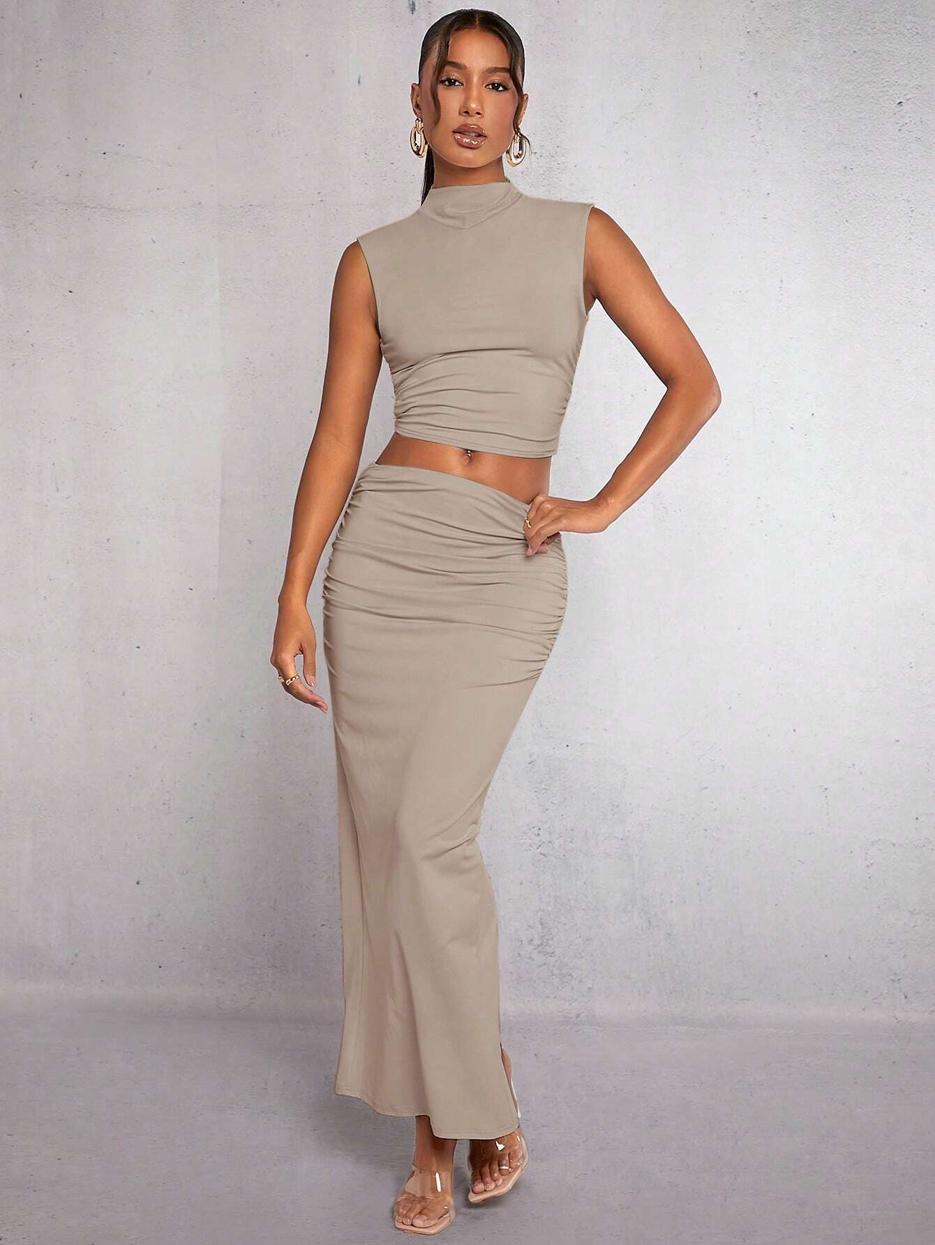 Mock Neck Crop Tank Top & Ruched Skirt shein