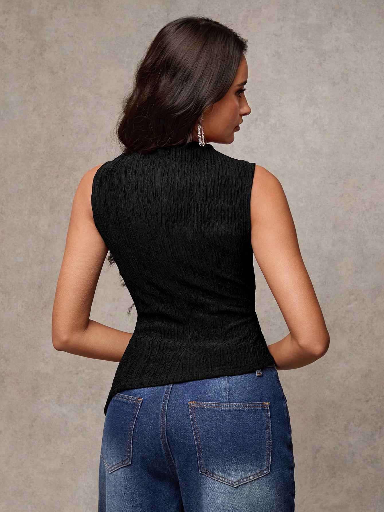 Women's Solid Color Mock Neck Pleated Fashion Versatile Camisole shein