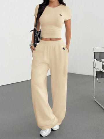 Women's Casual Short Sleeve T-Shirt And Pants