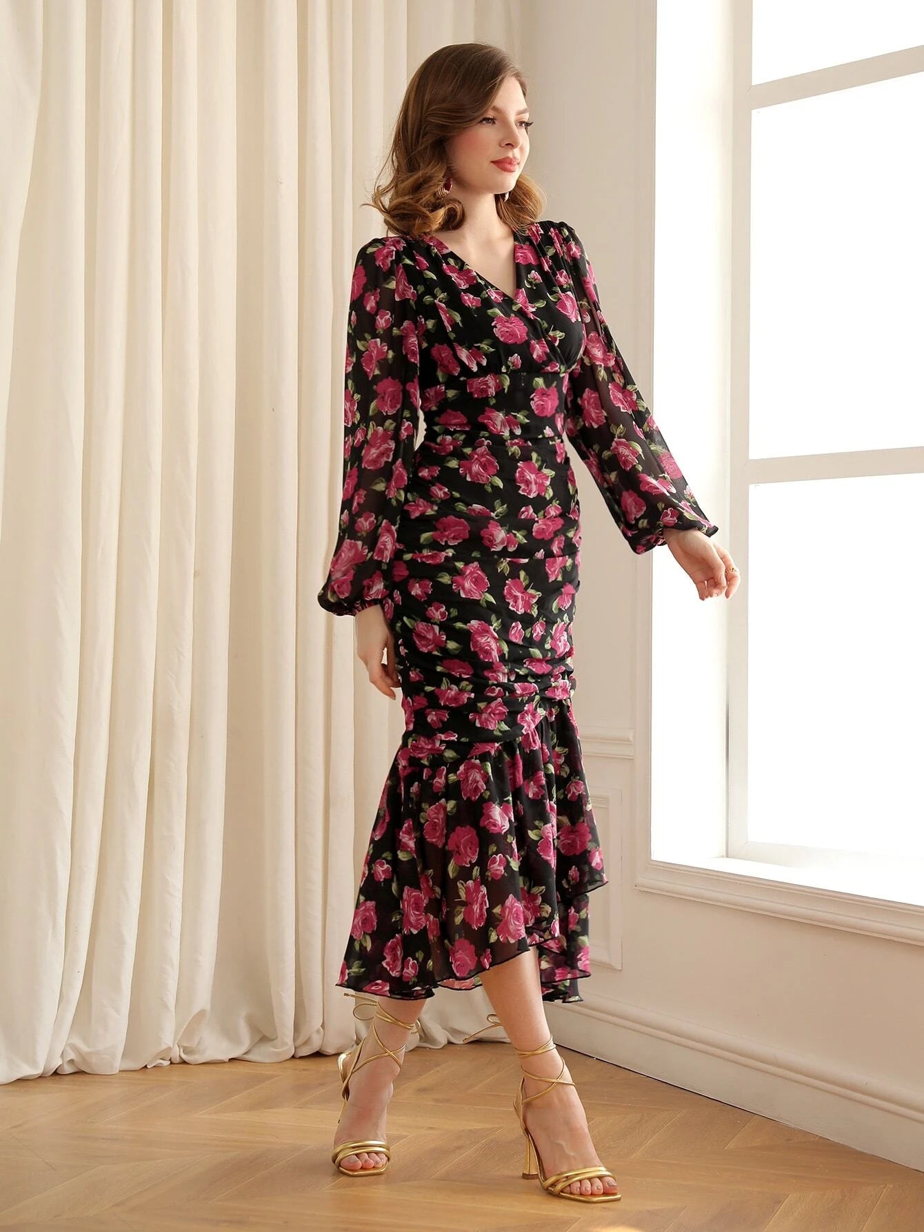 Floral Print Lantern Sleeve Ruched Mermaid Hem Dress shein