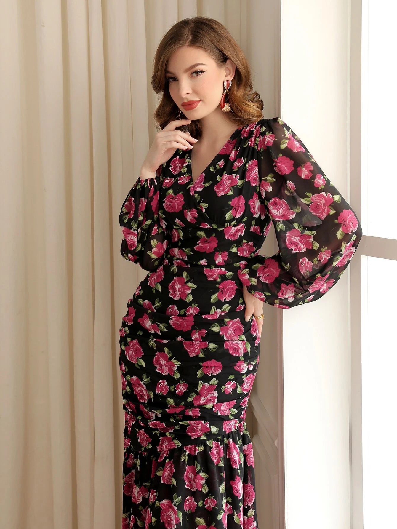 Floral Print Lantern Sleeve Ruched Mermaid Hem Dress shein