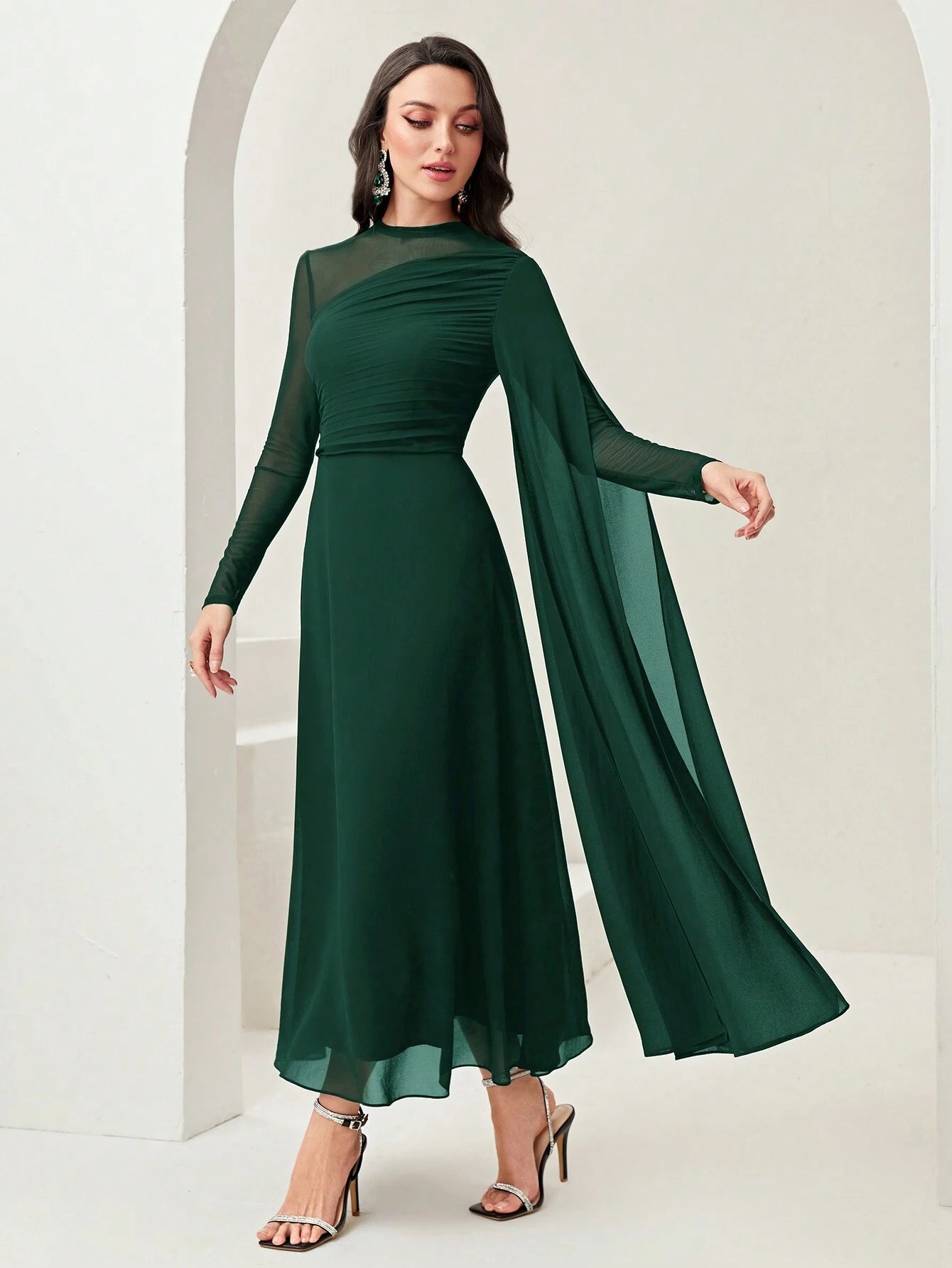 Modely Contrast Mesh Ruched Dress shein
