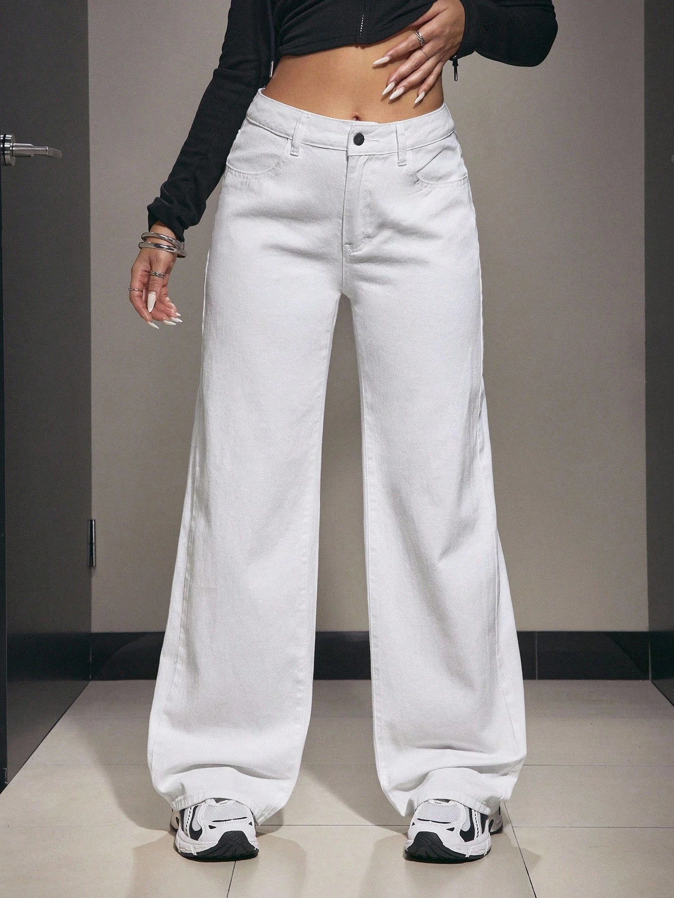 Women Casual Fashion Versatile Straight Button Fly Denim Jeans