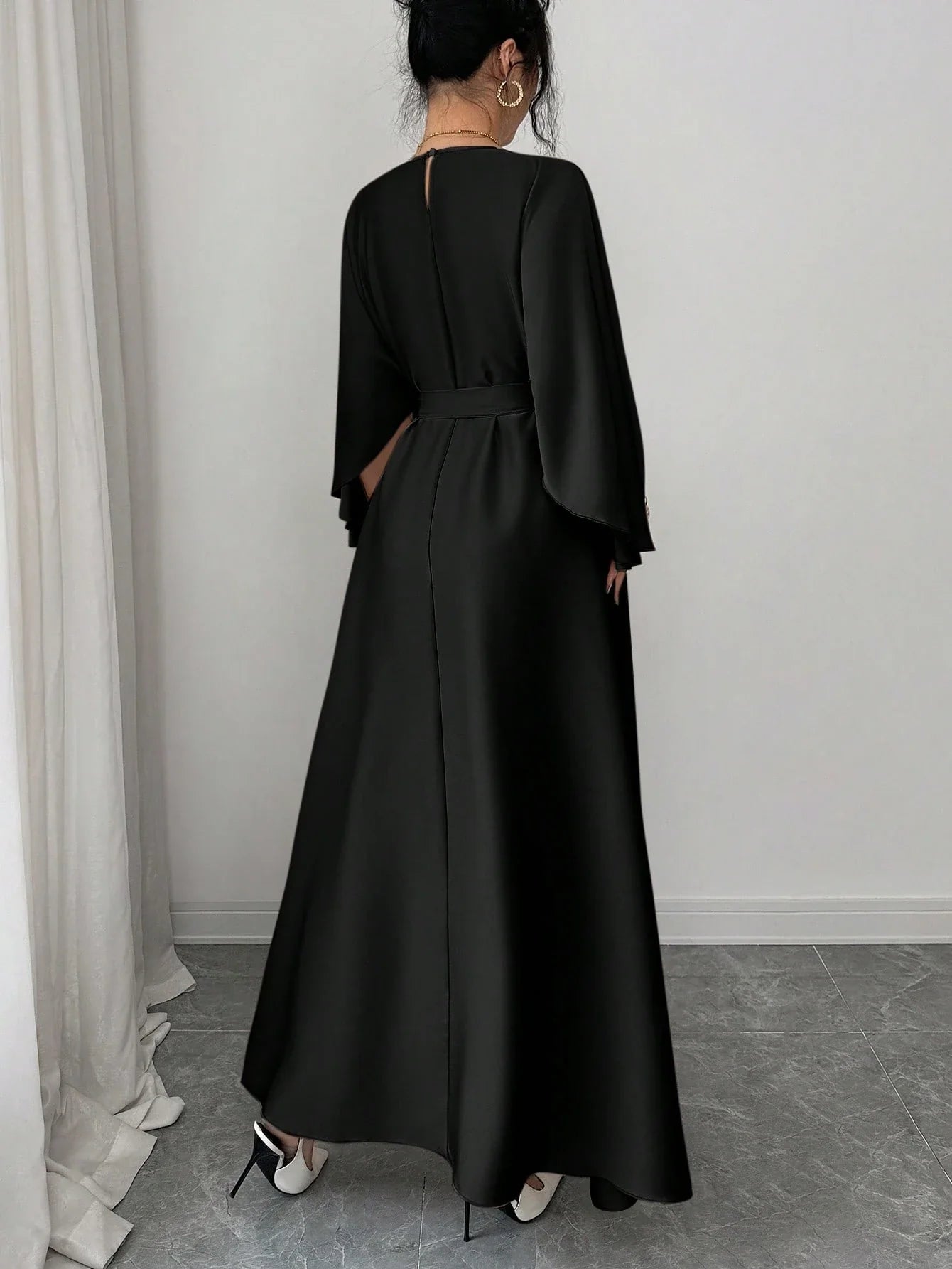 Elegant Refined Commute & Casual Batwing Sleeve Cinched Waist Dress shein