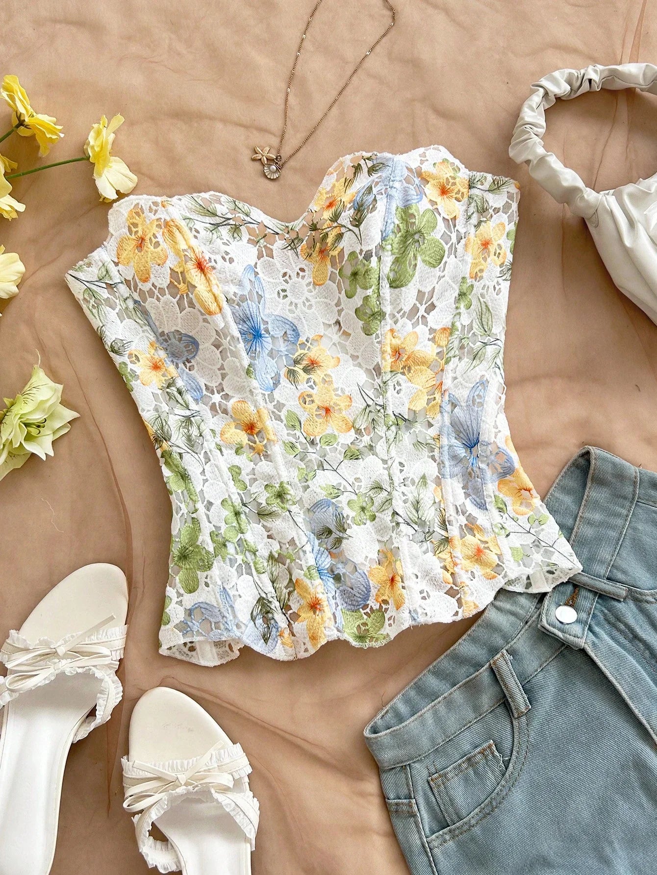 European And American Style Young Vacation Sexy Avant-Garde Lace Top shein