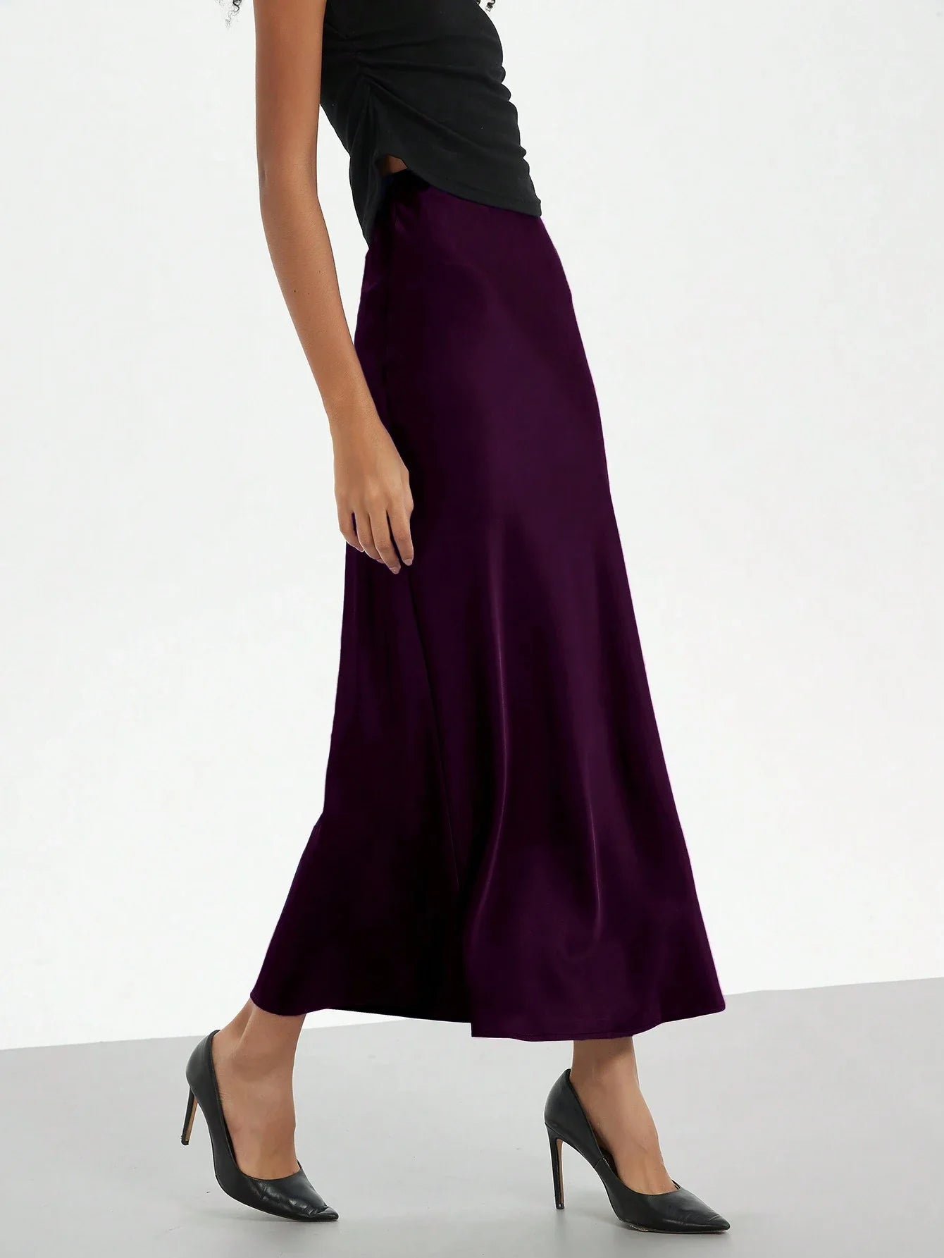 Women's Elastic Satin Finish Maxi Skirt shein