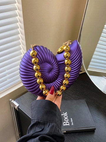 Fashionable Shiny Evening Bag With Chain Strap