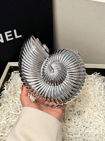 Fashionable Shiny Evening Bag With Chain Strap