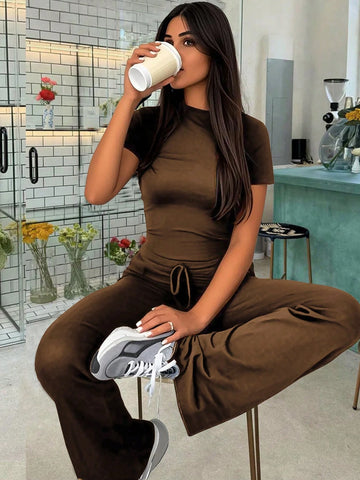 Women's Fashionable Navel-Baring Short-Sleeved Tops, Slim-Fitting Lace-Up Flared Pants