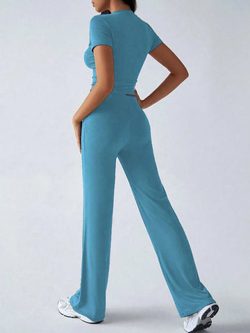 Women's Fashionable Navel-Baring Short-Sleeved Tops, Slim-Fitting Lace-Up Flared Pants