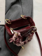 The New Fashion Classic Pu Waterproof Fabric Was Quilted And Embroidered With Diamond Shape Design shein