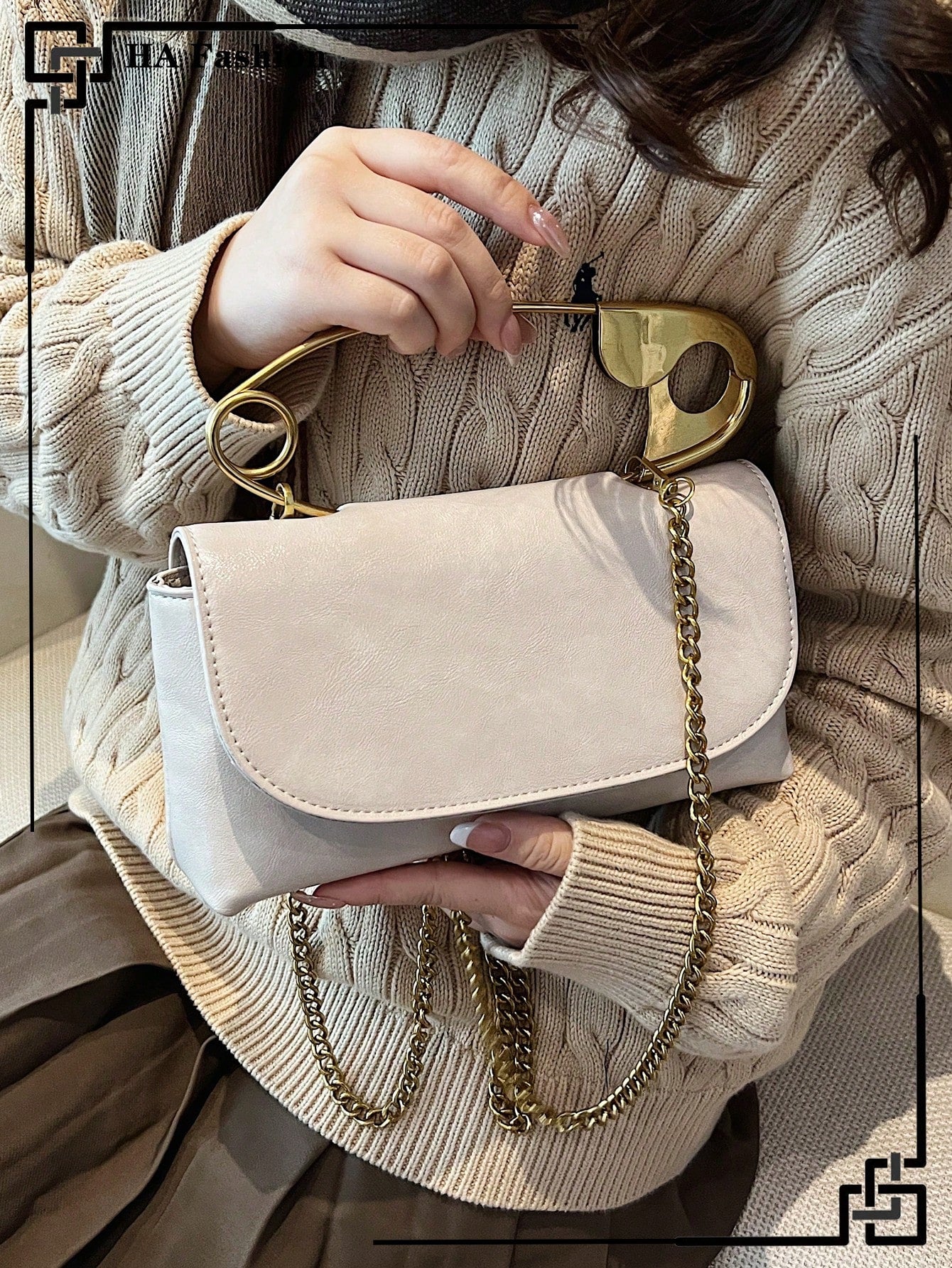 Personalized Brooch Handbag shein