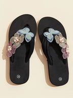 Women Artificial Pearl & Butterfly Decor Flip Flops shein