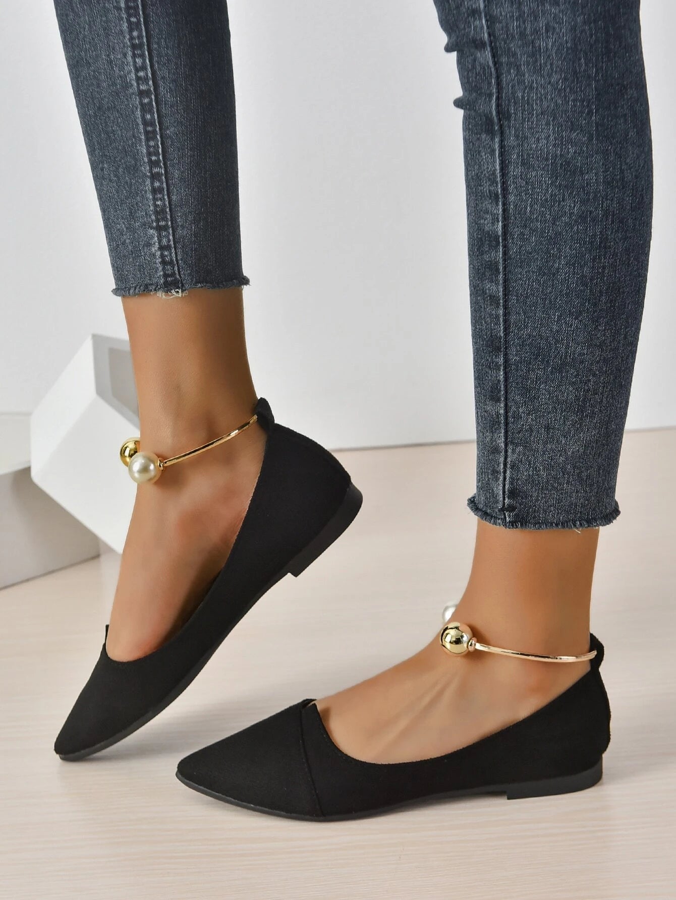 Women Faux Pearl Decor Point Toe Ankle Strap Flats, Elegant Apricot Faux Suede Pumps shein