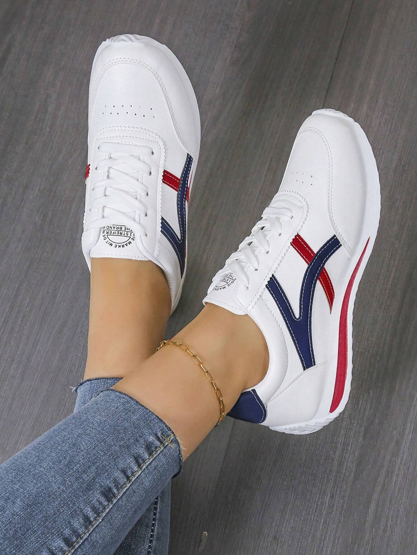 Women's Lightweight Comfortable Solid Color Korean Style Flat Sole Soft Bottom Casual Sneakers shein