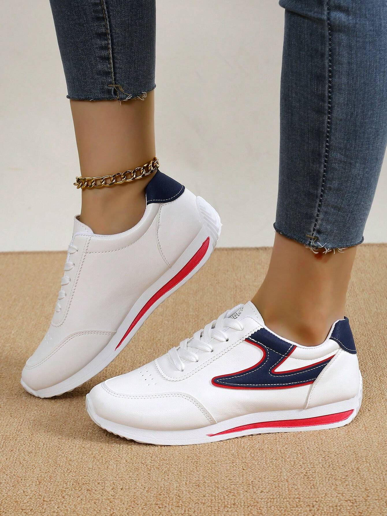 Women's Lightweight Comfortable Solid Color Korean Style Flat Sole Soft Bottom Casual Sneakers shein