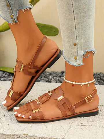 Women's Vintage Style Woven Hollow Closed Toe Chunky Heeled Sandals