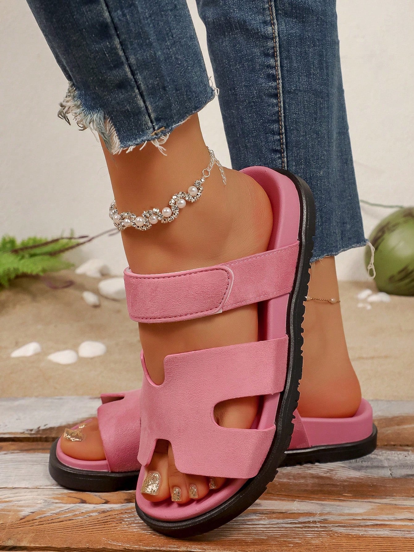 Women's Comfortable Open Toe Thick Sole Flat Sandals shein