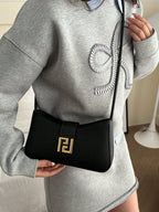 Women's Fashion Casual Commuter Shoulder Bag shein