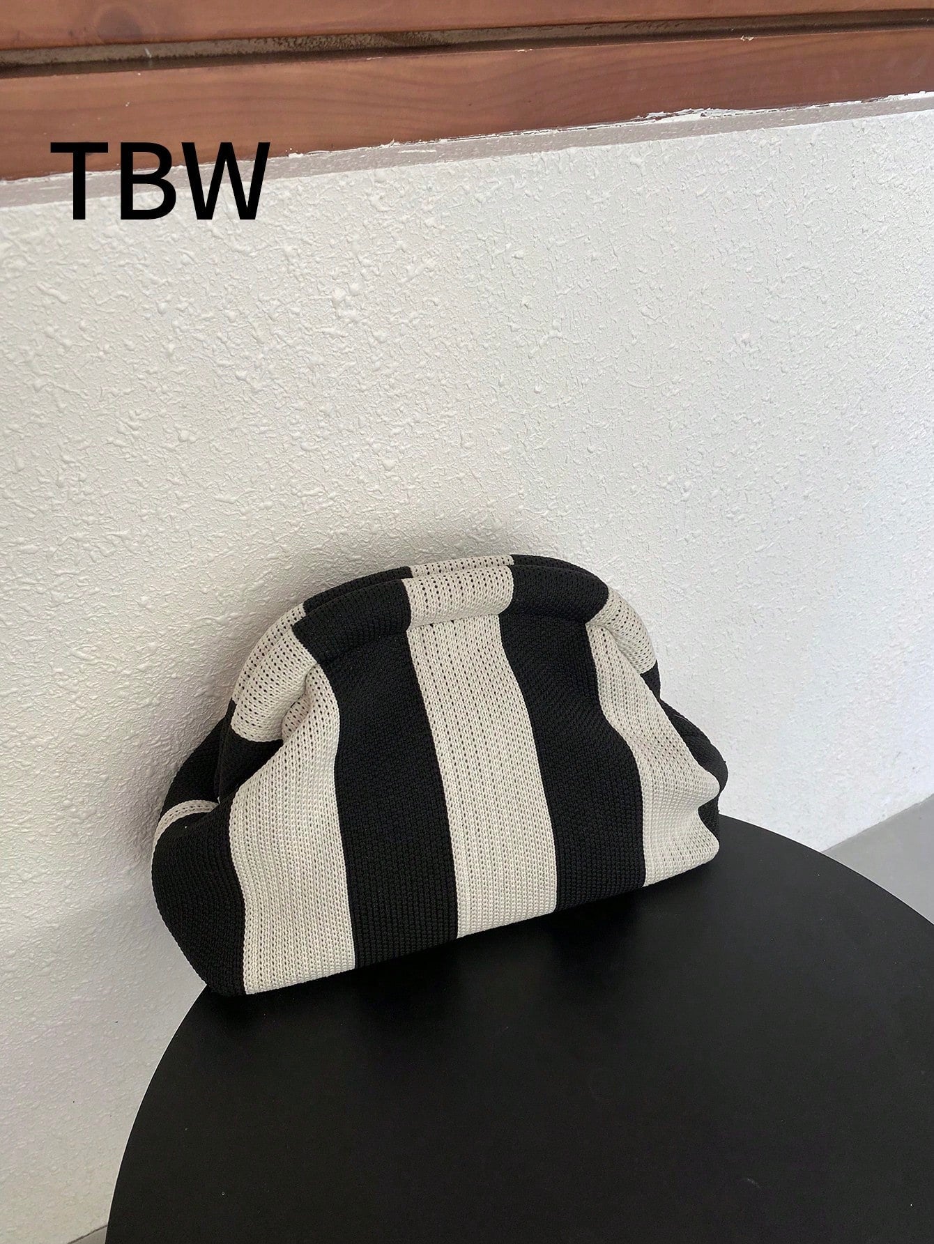 Women's Knitted Handbag